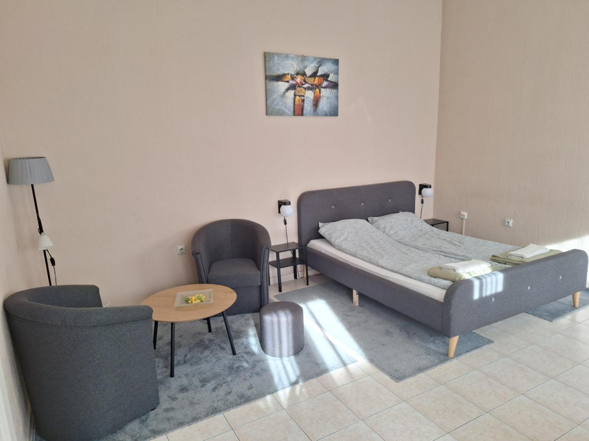 Mainstreet Apartman Суботица Экстерьер фото