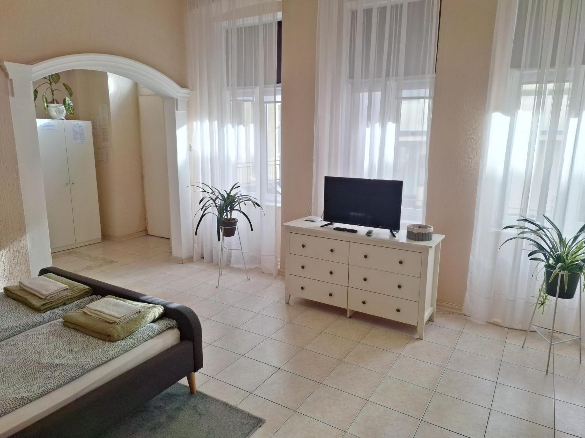 Mainstreet Apartman Суботица Экстерьер фото